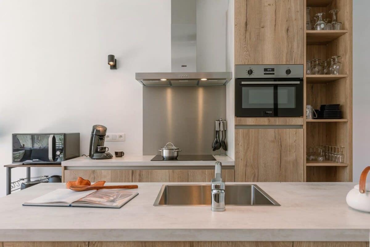 Huswell - Family-friendly House With Sunny Terrace And Garden Vakantiehuis *